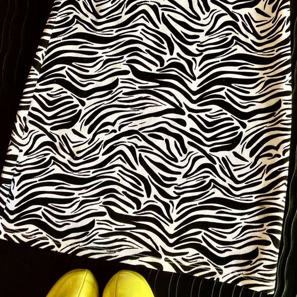Zebra Print Mini Dress Divided by H&M - Picture 7 of 7